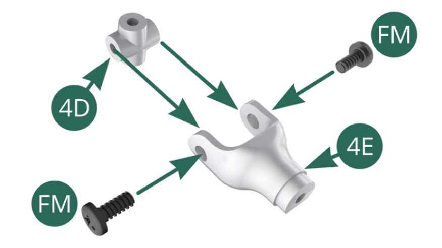 Position the 4D spider on the 4E transmission joint and secure it with two FM screws.