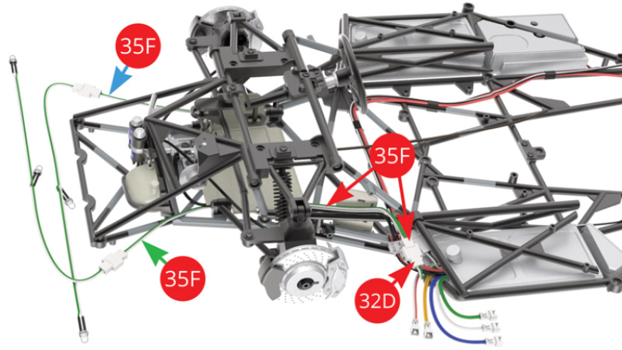 Connect the headlight LED cable / white-green (35F) and the cable of the same colour from the circuit board (32D). Identify the longest (blue arrow) and shortest (green arrow) of the headlight LED cables (35F), their positioning is specified in the detailed view in the next step.