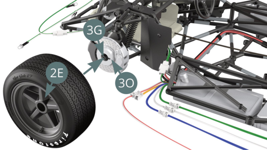 Position the left front wheel rim (2E) on the hub carrier axle (3G) by turning it gently until it engages in the notch on the outer brake disc (3O).