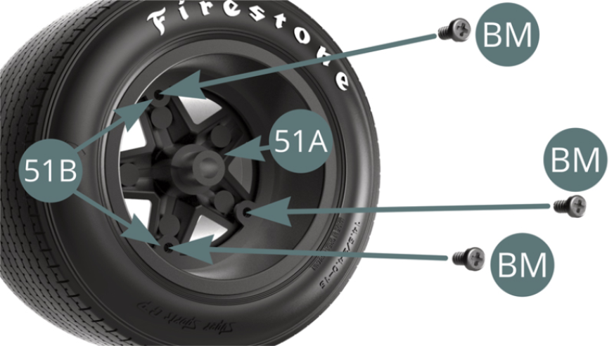 Fix the inner rim (51B) and the outer rim (51A) together with three BM screws. The left rear wheel is ready to be mounted on the chassis.