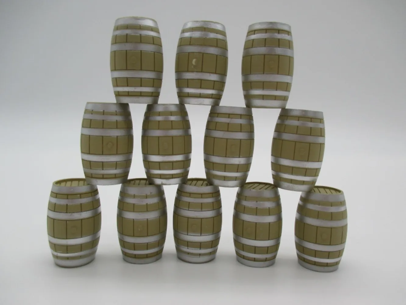 Wooden barrels - 1/24