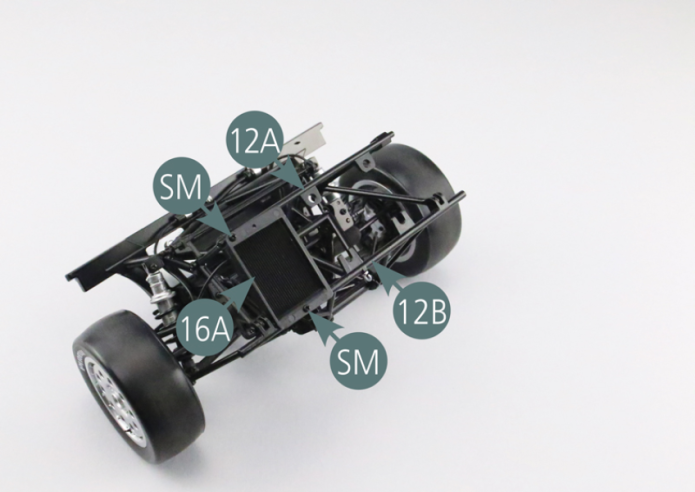 Place the air exhaust hose (16E) on the radiator (????) and secure with two SM screws.