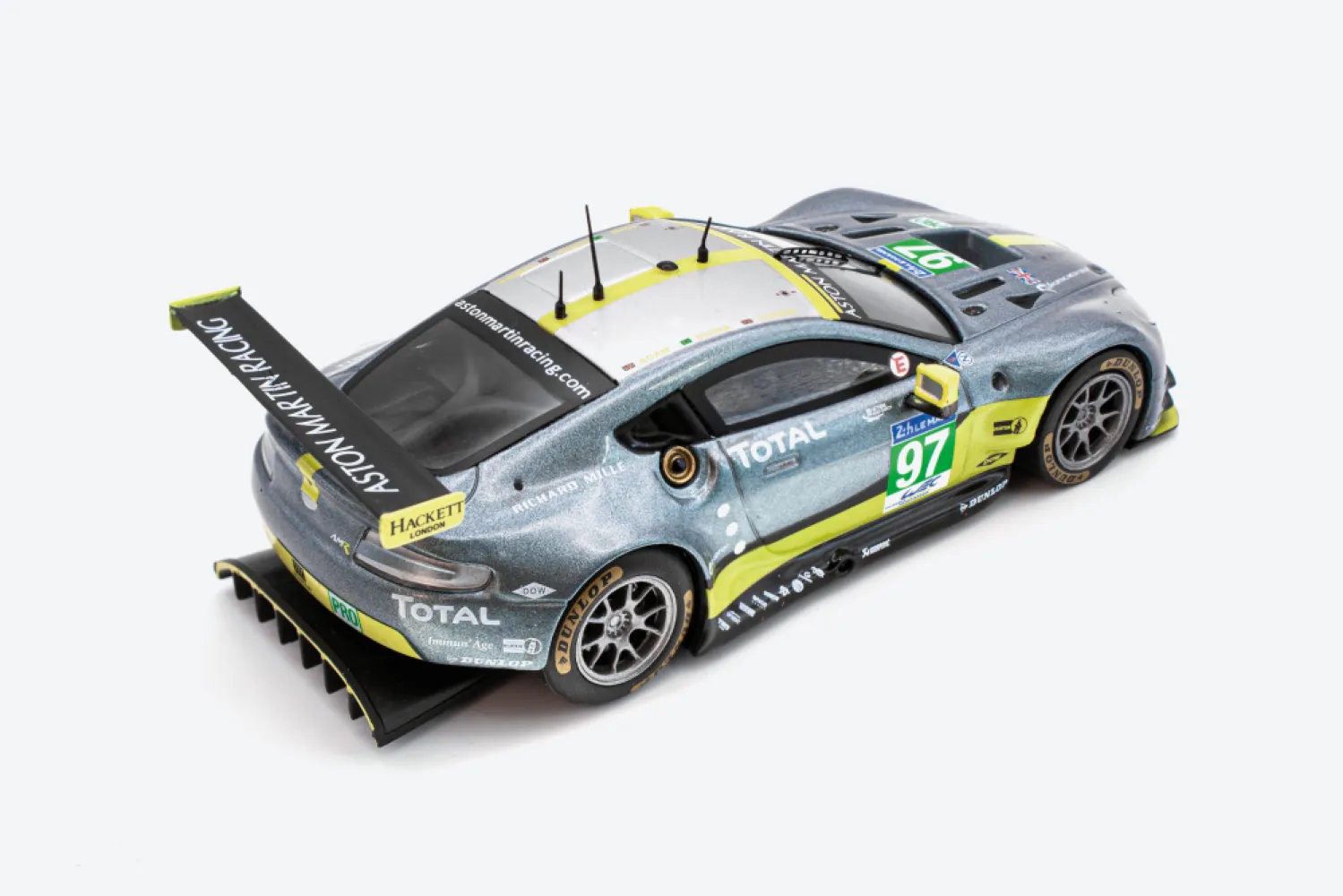 Le Mans - Aston Martin V8 Vantage GTE - IXO Collections