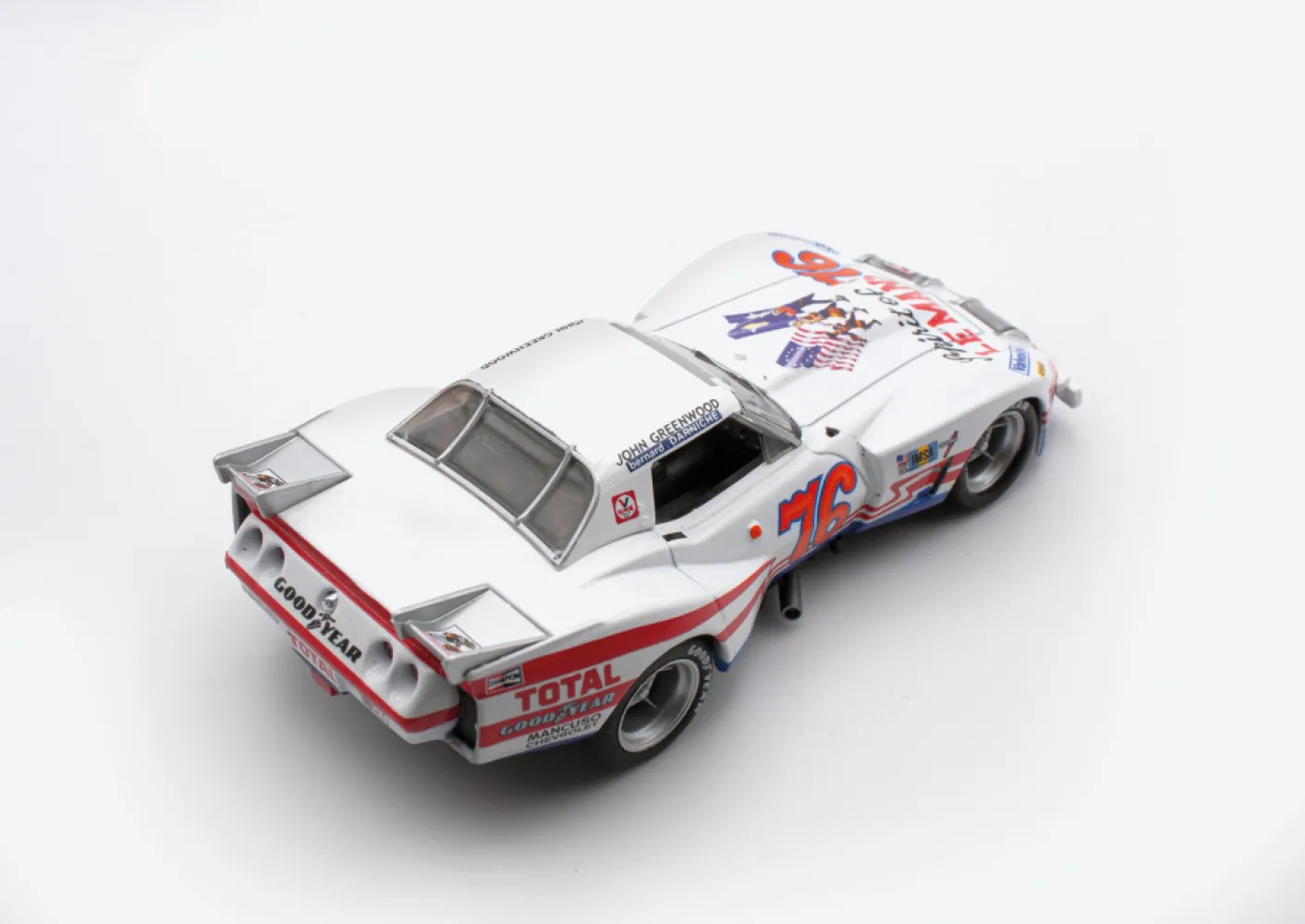 Le Mans - Chevrolet Corvette Greenwood 007 1976 - IXO Collections