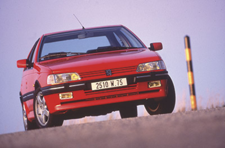 The 405 Mi 16, Peugeot's other big number, is a sort of Super 205 GTI.© IXO Collections SAS - Tous droits réservés. Crédits photo © Peugeot