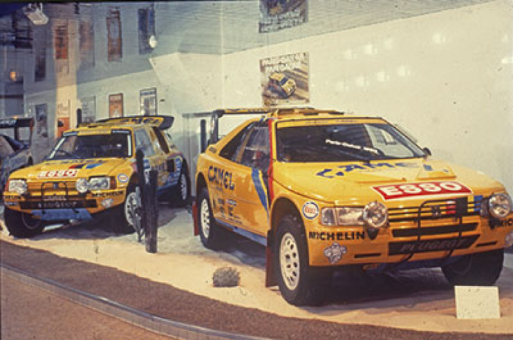 The Peugeot 205 and 405 Turbo 16 were to reign supreme in Rallye-Raid races from 1987 to 1990.© IXO Collections SAS - Tous droits réservés. Crédits photo © Peugeot