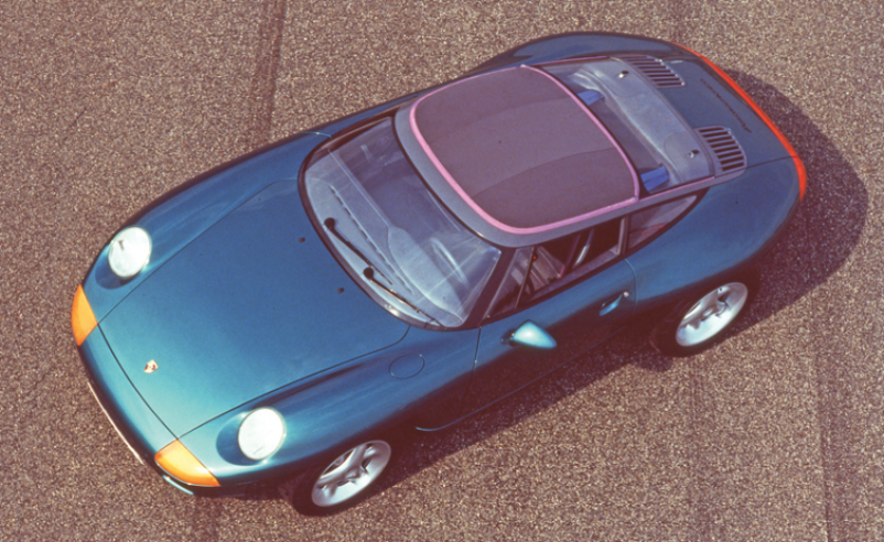 The Panamericana was a prelude to the styling elements of future Porsche 993s, particularly the front lights and the strip connecting the rear lights. © IXO Collections SAS - Tous droits réservés. Crédits photo © Porsche