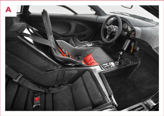 A. La GTR ha conservato il posto guida centrale avanzato della F1 stradale, destinato a ottimizzare la ripartizione della massa della vettura attorno al baricentro. © IXO Collections SAS - Tous droits réservés. 