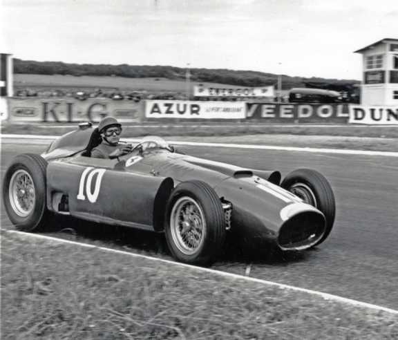 O Ferrari D50 com o qual Juan Manuel Fangio foi coroado Campeão do Mundo de Fórmula 1 em 1956 é, na verdade, o monolugar projetado por Lancia dois anos antes. © IXO Collections SAS - Tous droits réservés. Crédits photo © Lancia D.R.
