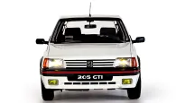 Rediscover the elegance of the Peugeot 205 GTI in its white livery