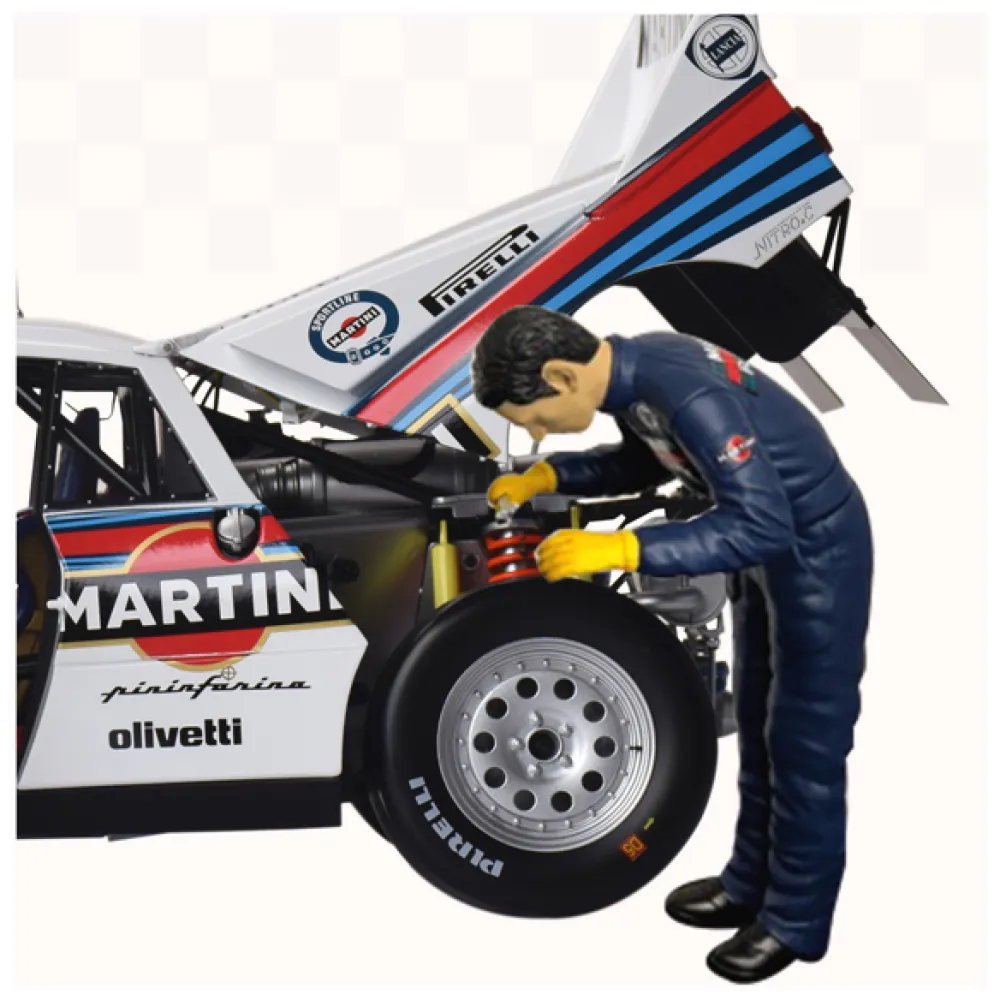 page-produits-figurines-lancia-v24.jpg