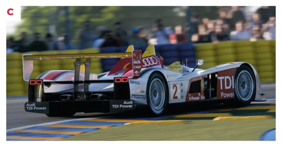 C. The chassis of the R10 TDI was developed and manufactured using Dallara's expertise. In 2007, the suspension geometry was slightly revised.© IXO Collections SAS - Tous droits réservés. 