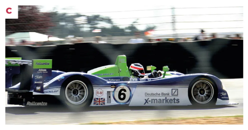 C. Der Dallara, der in 2004 bei den 24 Stunden von Le Mans an den Start ging, gehört heute einem britischen Enthusiasten, der die Lackierung von 2002 rekonstruiert hat und das Auto bei historischen Veranstaltungen präsentiert.© IXO Collections SAS - Tous droits réservés.