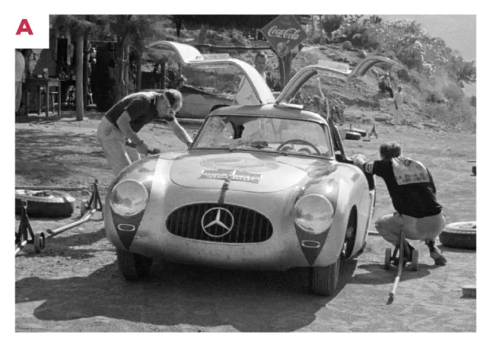 A. The W194 driven by Karl Kling and Hans Klenk during a pit stop to repair the windscreen during the 1952 Carrera Panamericana, in which they were victorious.© IXO Collections SAS - Tous droits réservés.