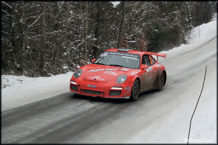 Romain Dumas driving the 911 (997) GT3 RS 4.0 in the 2015 Monte Carlo Rally, which was the first race of the opening season of the R-GT Cup, where he finished in 26th place overall and 2nd in his category.© IXO Collections SAS - Tous droits réservés. 