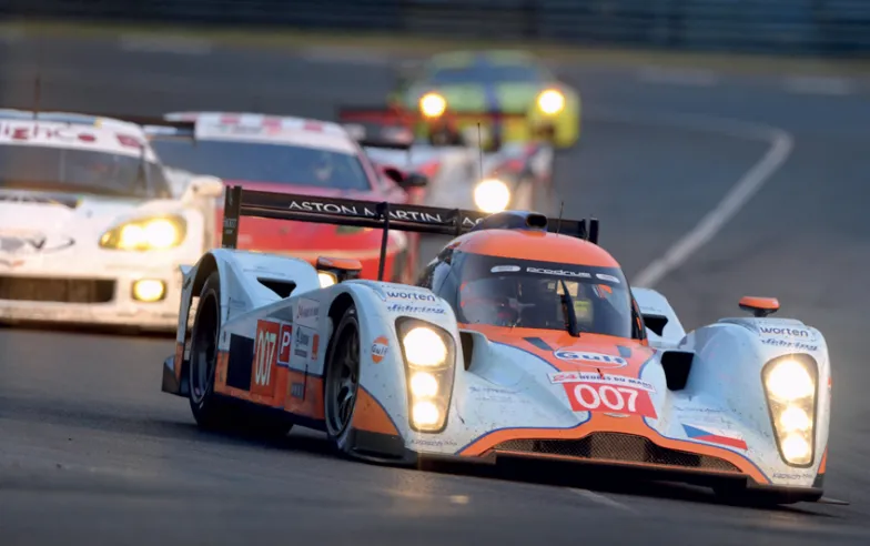 Der Lola Aston Martin des tschechischen Teams AMR Eastern Europe war der bestplatzierte der drei Lolas, welche 2009 an den 24 Stunden von Le Mans teilnahmen. Er belegte während der Qualifikation den achten Platz und im Rennen den vierten Platz.© IXO Collections SAS - Tous droits réservés.&nbsp;