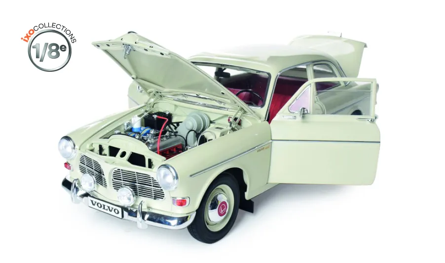 A timeless saloon that combines sophistication and durability