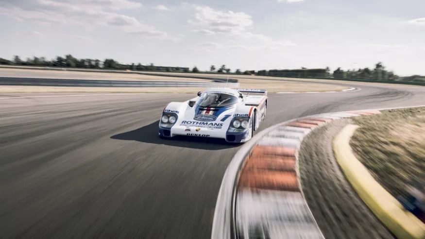 The 956 driven by Jacky Ickx and Derek Bell (chassis number 002), winner of the 1982 Le Mans 24 Hours, is now part of the Porsche Museum in Stuttgart. © IXO Collections SAS - Tous droits réservés. 