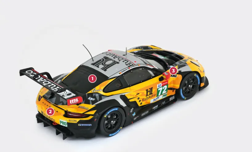 1. The engine, which is still a naturally aspirated 6-cylinder boxer, has been increased from 4 to 4.2 litres, the largest displacement capacity ever seen on a 911. Depending on the size of the flange, power can exceed 500 hp.2. Initially, Porsche fitted the RSR-19's exhausts in front of the rear wheels to make room for the extractor. But some cars, such as the HubAuto team's, opted for the old solution of twin rear exhausts.3. The mirrors, previously offset from the sides on the first 2017 Porsche RSR, returned to a more traditional shape and mounting.© IXO Collections SAS - Tous droits réservés. 
