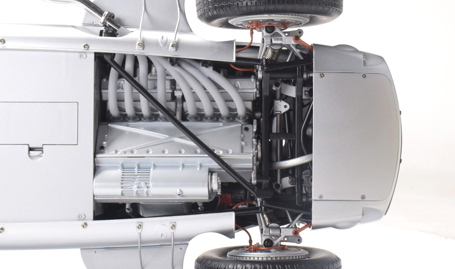 Assemble the number 8 Mercedes-Benz W 196 R, driven by Stirling Moss